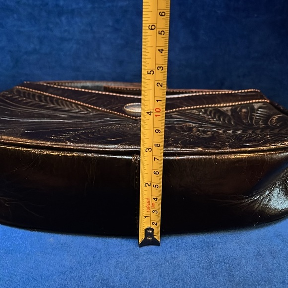AMERICAN WEST Hand Tooled Brown Leather Shoulder Bag Purse - Picture 10 of 12